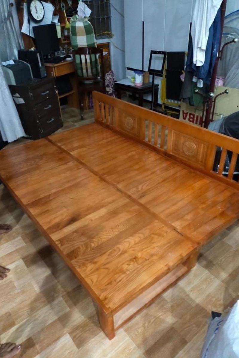 GHẾ GẤP
