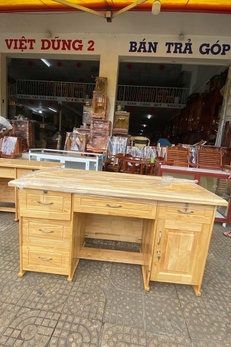 Mẫu bàn trang điểm 1